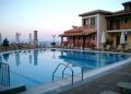 thumbnail_photo-02a.jpg